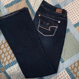 AE Artist Jeans